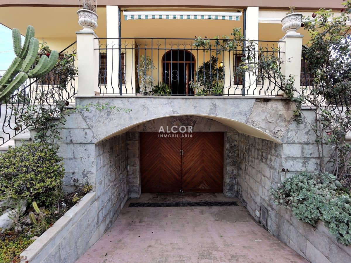 6 soverom Hus til salgs i Benicarlo med garasje - € 750 000 (Ref: 9141856)