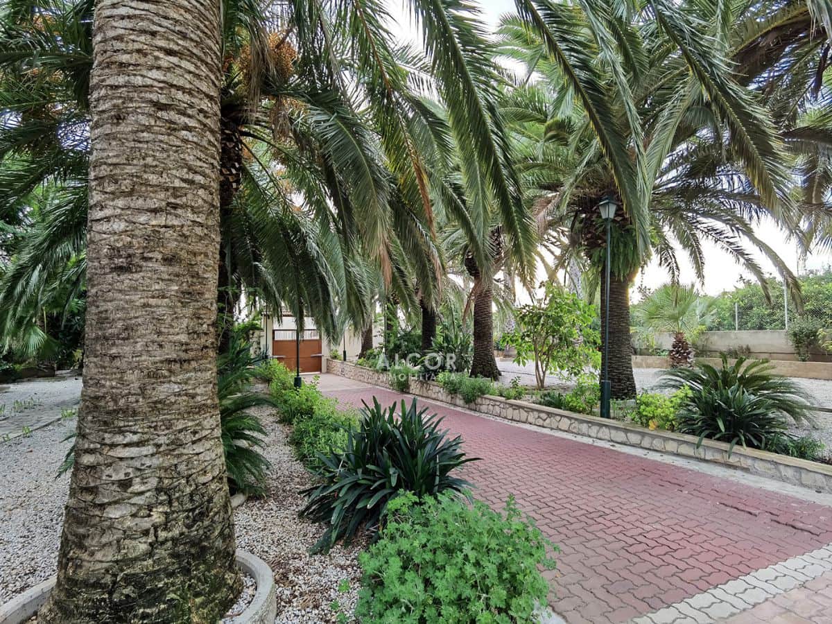 6 soverom Hus til salgs i Benicarlo med garasje - € 750 000 (Ref: 9141856)