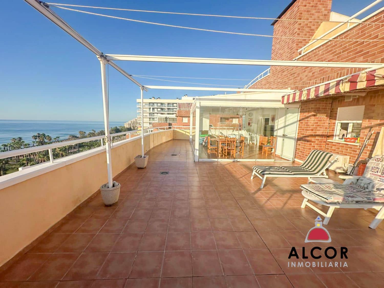 2 soveværelse Penthouse til salg i Oropesa  med garage - € 350.000 (Ref: 9141858)