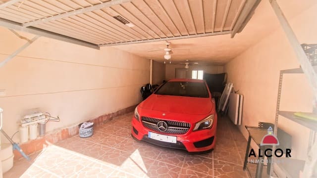 4 slaapkamer Huis te koop in Benicarló met garage - € 405.000 (Ref: 9149688)