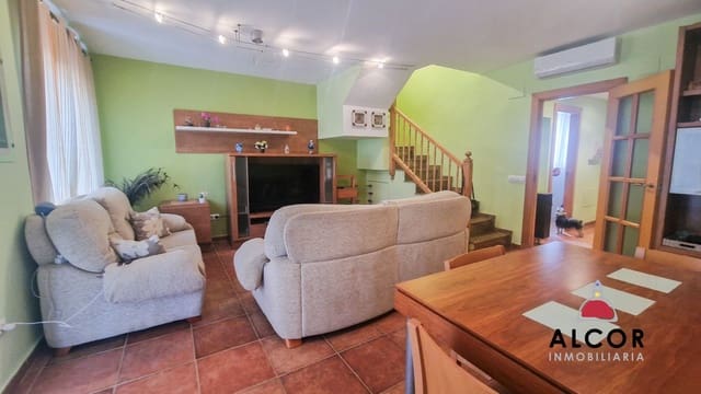 4 slaapkamer Huis te koop in Benicarló met garage - € 405.000 (Ref: 9149688)