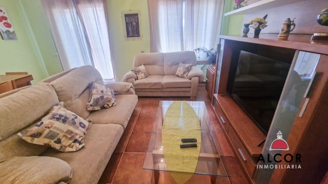 4 slaapkamer Huis te koop in Benicarló met garage - € 405.000 (Ref: 9149688)