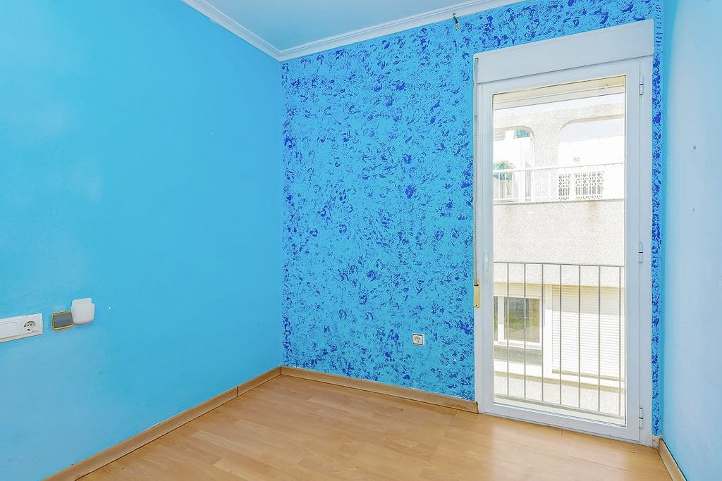 Commercial for sale in Vinaros - € 226,000 (Ref: 9165056)