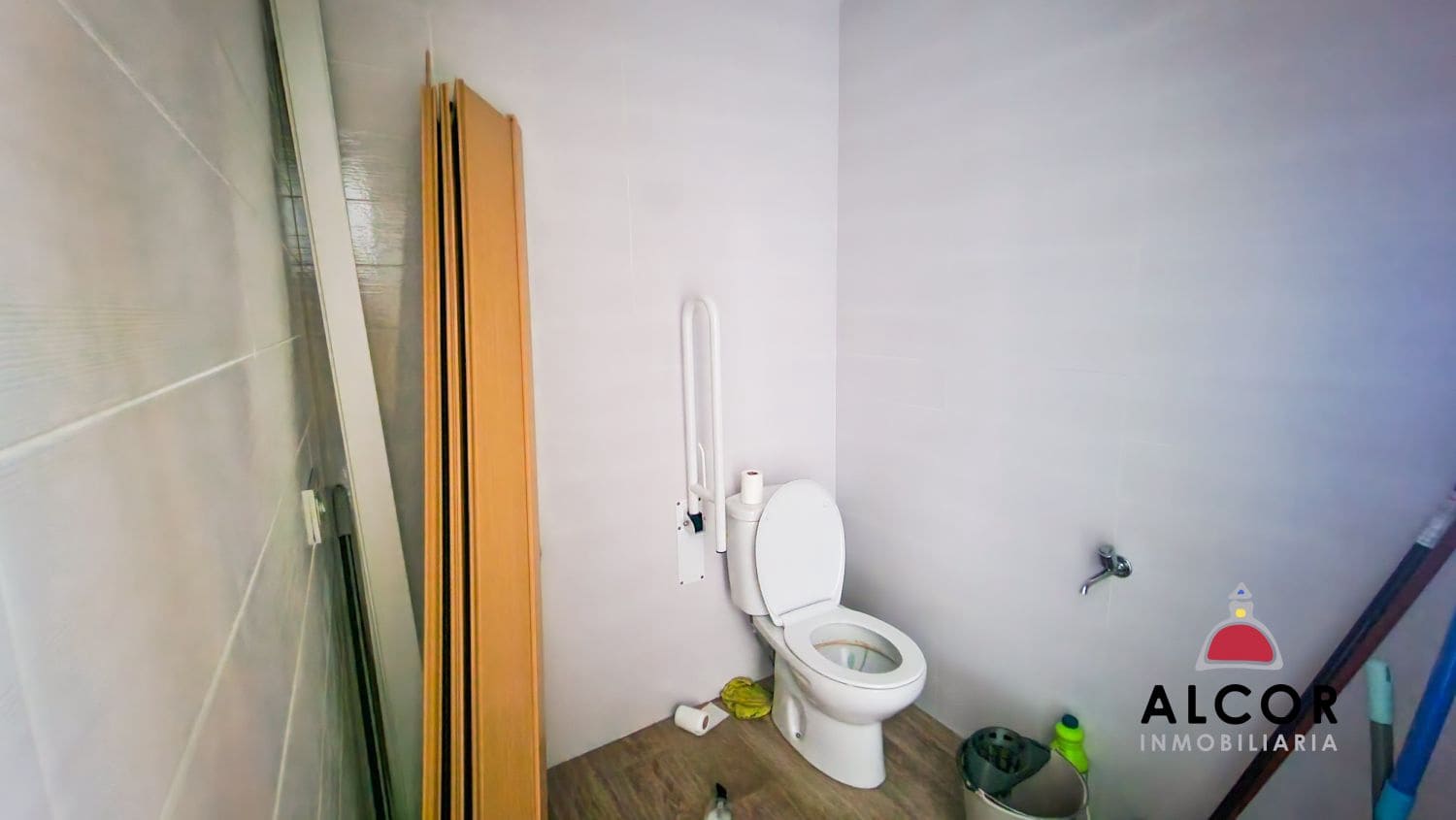 Erhverv til leje i Benicarlo - € 1.400 (Ref: 9270015)