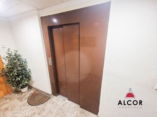 4 bedroom Flat for sale in Alcalá de Xivert - € 110,000 (Ref: 9311149)