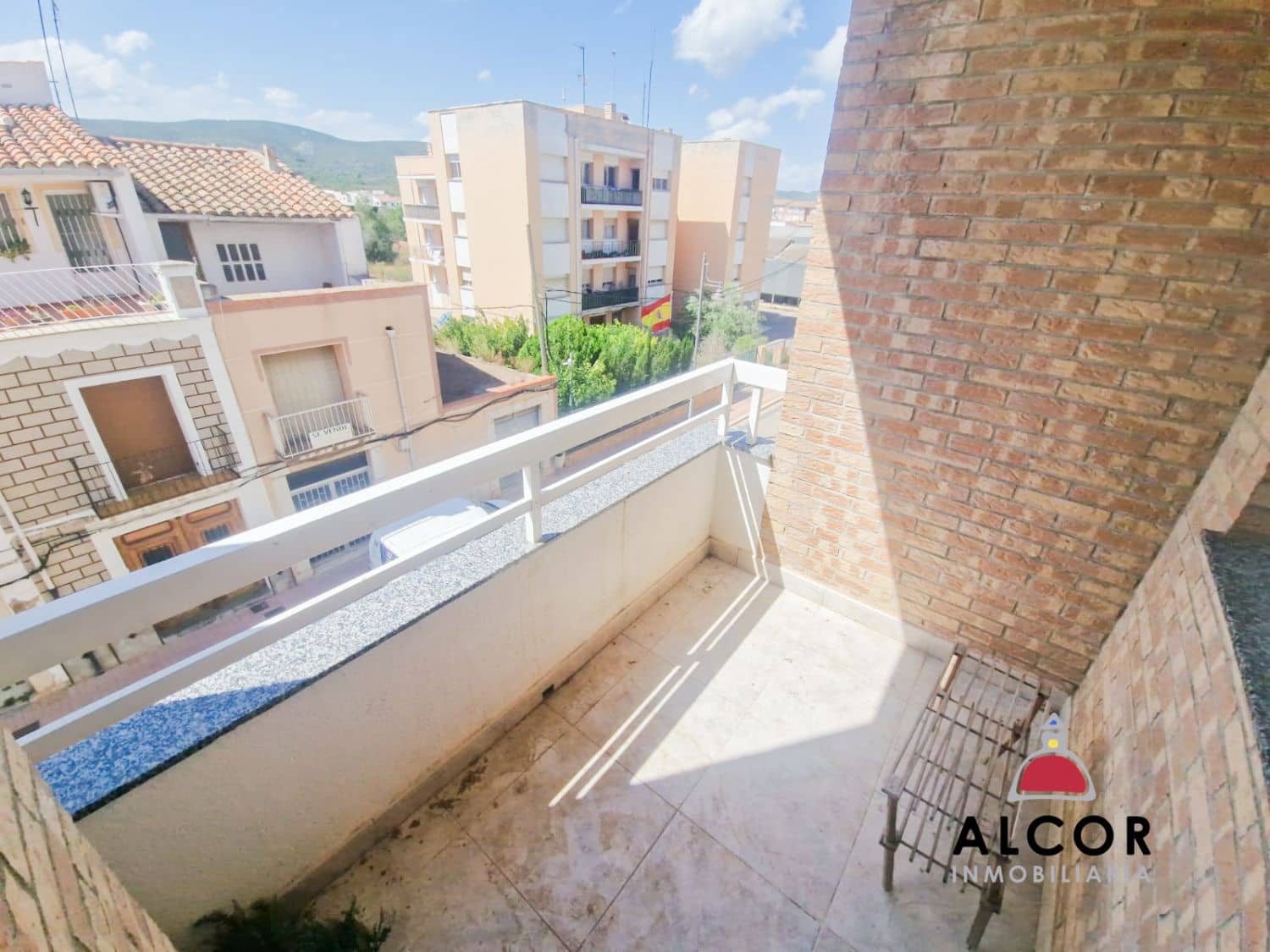 4 bedroom Flat for sale in Alcala de Xivert - € 110,000 (Ref: 9311149)