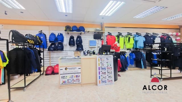 Local Comercial de 1 habitación en Benicarló en venta - 198.000 € (Ref: 9322096)