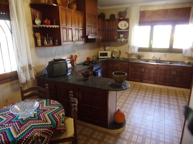 6 soveværelse Villa til salg i Benicarlo med garage - € 340.000 (Ref: 9330930)