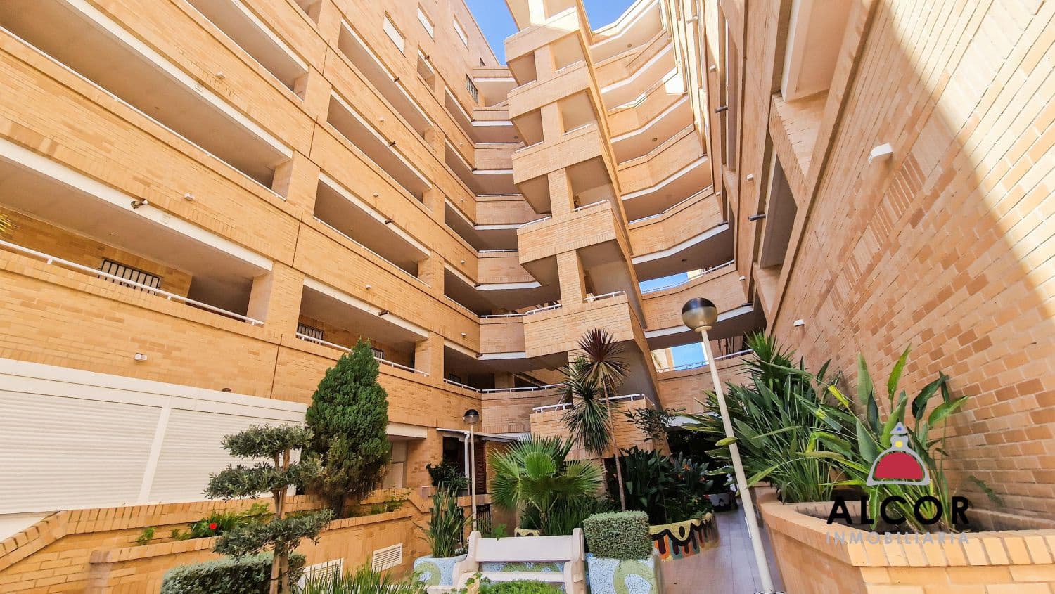 2 chambre Appartement à vendre à Oropesa  avec garage - 125 000 € (Ref: 9345045)