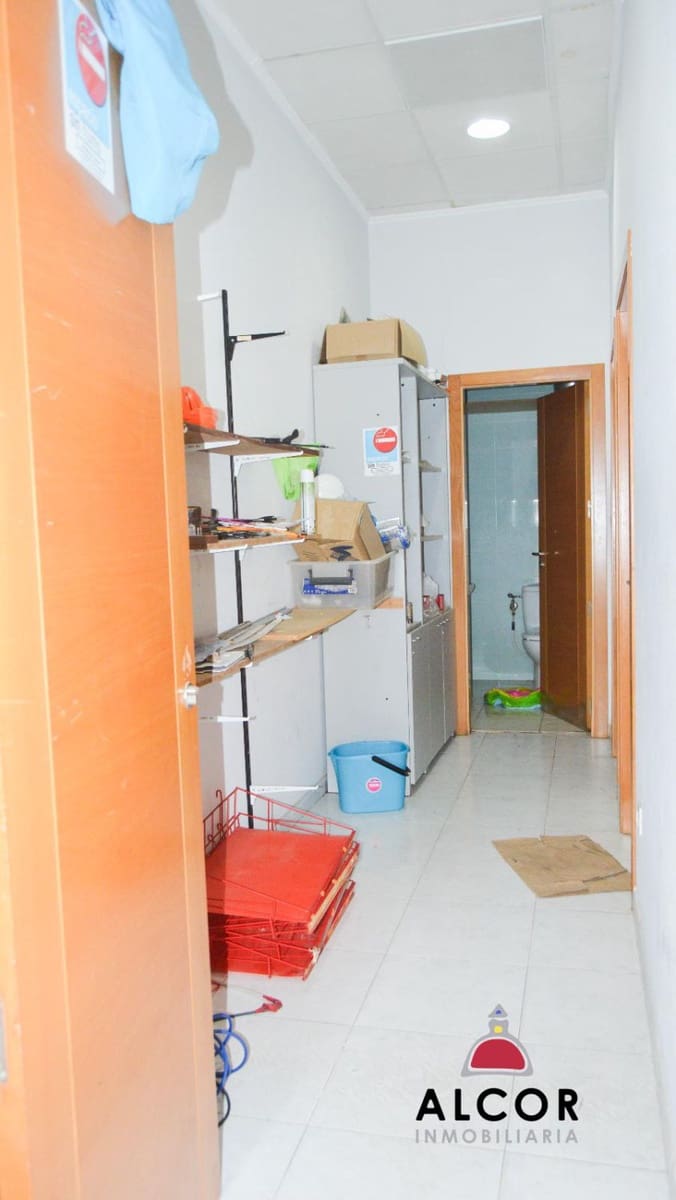 Local Comercial de 2 habitaciones en Oropesa  en venta - 175.000 € (Ref: 9349745)