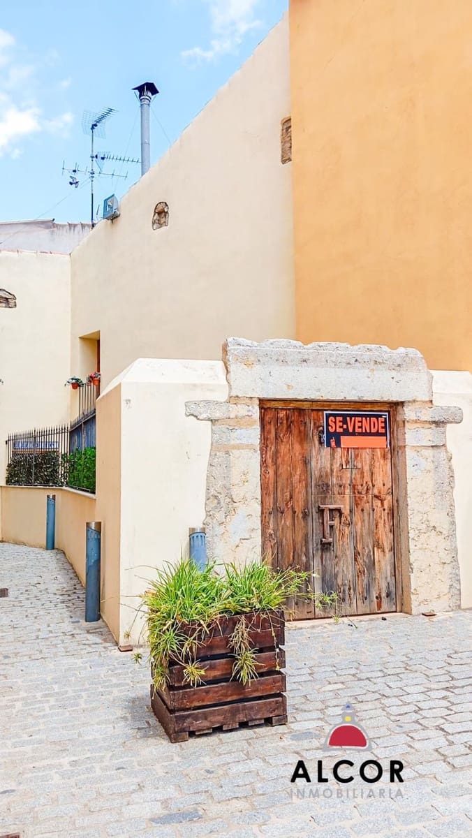 4 chambre Maison de Ville à vendre à La Salzedella avec garage - 99 000 € (Ref: 9379342)