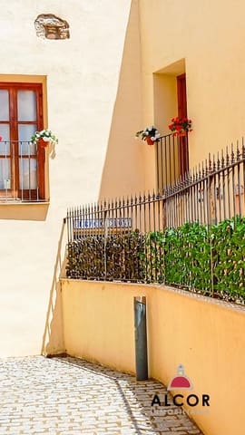 4 bedroom Townhouse for sale in La Salzedella with garage - € 99,000 (Ref: 9379342)