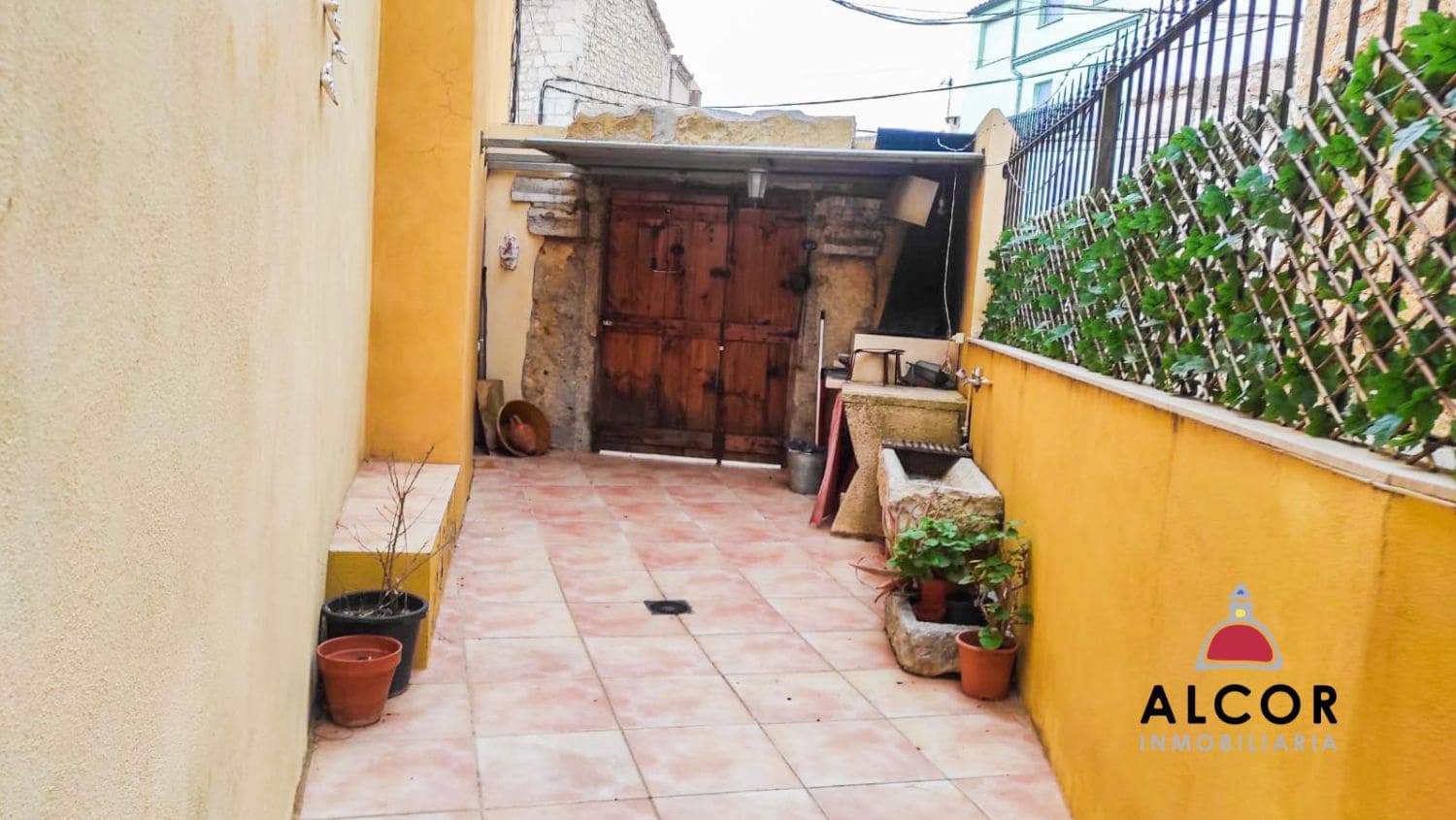 4 chambre Maison de Ville à vendre à La Salzedella avec garage - 99 000 € (Ref: 9379342)