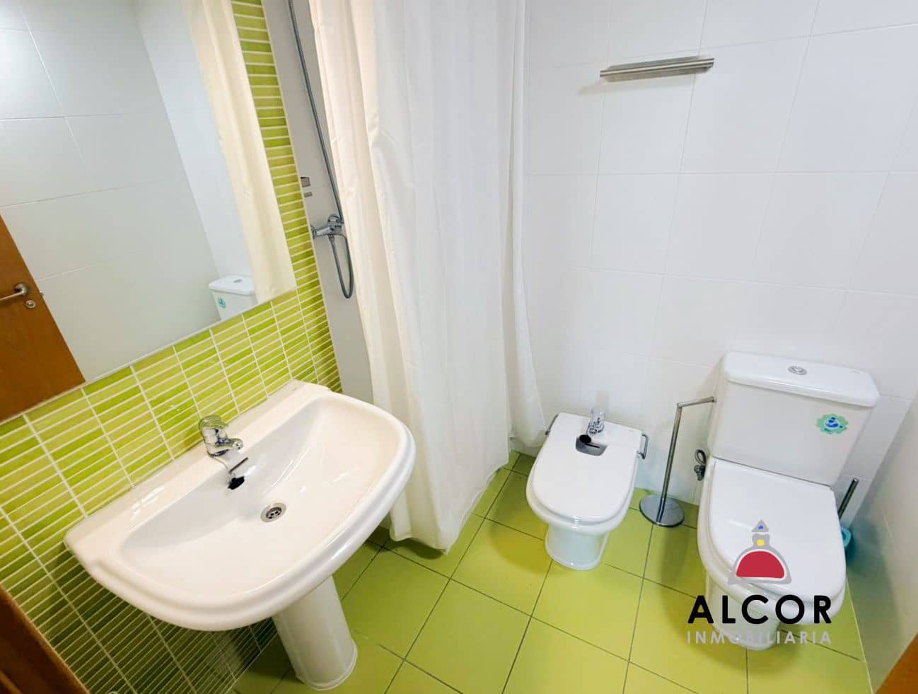 2 soveværelse Lejlighed til salg i Sant Jordi med garage - € 174.100 (Ref: 9400553)