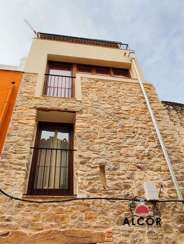 2 bedroom Townhouse for sale in Sant Mateu - € 150,000 (Ref: 9403019)