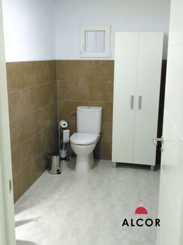 1 slaapkamer Commercieel te koop in Benicarló met garage - € 125.000 (Ref: 9451801)