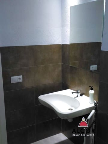 1 slaapkamer Commercieel te koop in Benicarló met garage - € 125.000 (Ref: 9451801)