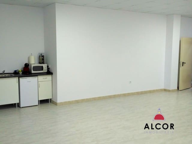 1 slaapkamer Commercieel te koop in Benicarló met garage - € 125.000 (Ref: 9451801)