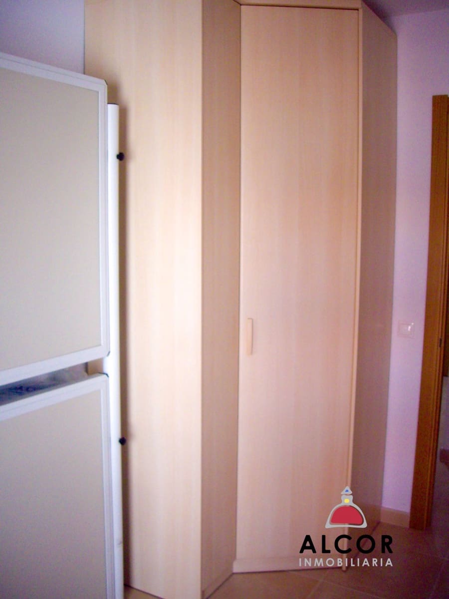 2 bedroom Flat for sale in Oropesa  with garage - € 186,000 (Ref: 9452755)