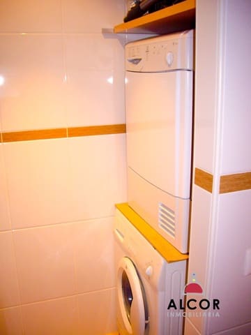 2 bedroom Flat for sale in Oropesa  with garage - € 186,000 (Ref: 9452755)