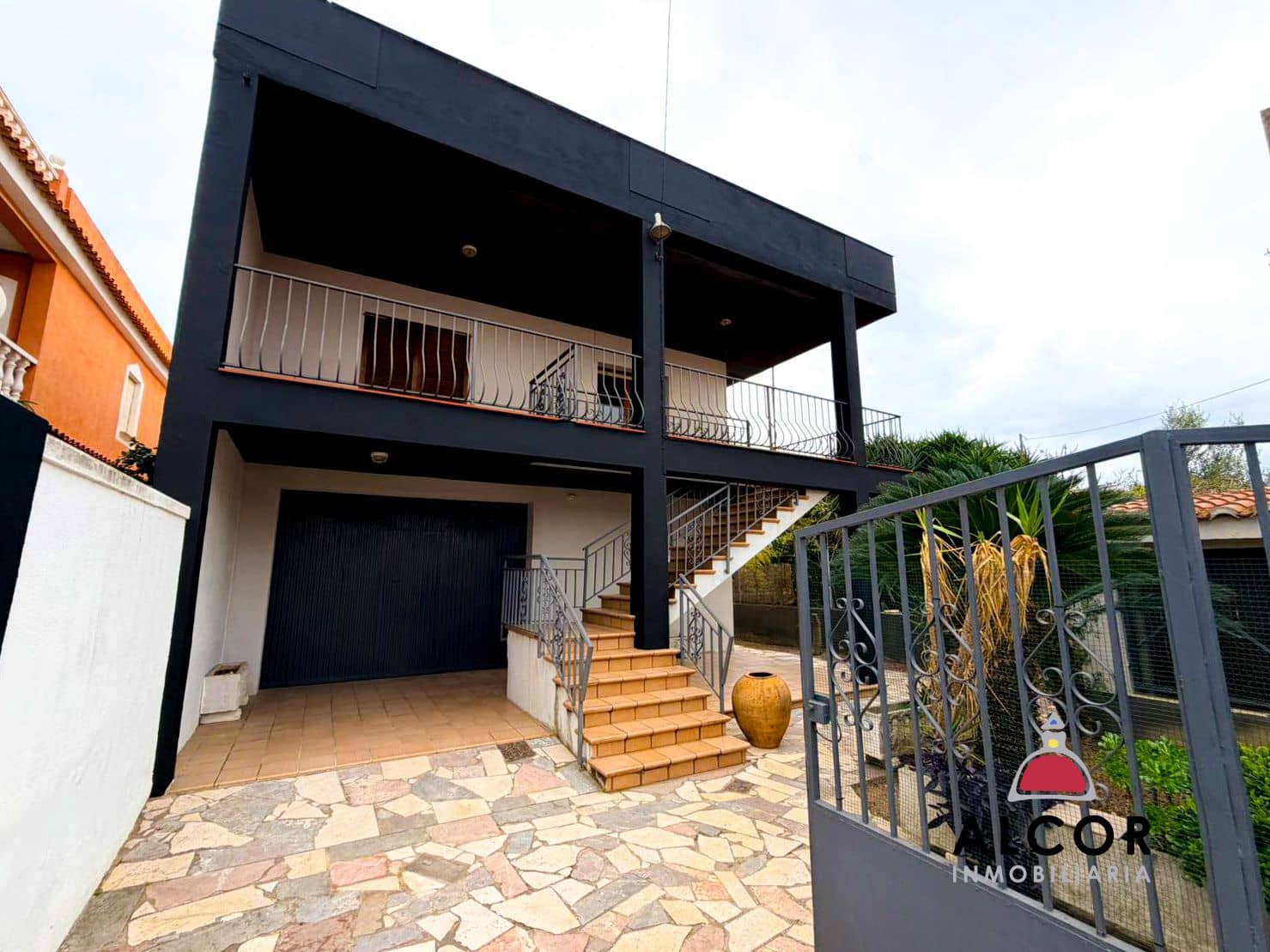 3 slaapkamer Villa te koop in Benicarlo met garage - € 320.000 (Ref: 9455956)