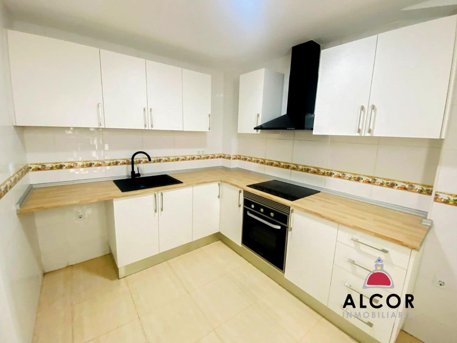 4 Zimmer Wohnung zu verkaufen in Alcala de Xivert - 129.000 € (Ref: 9465348)