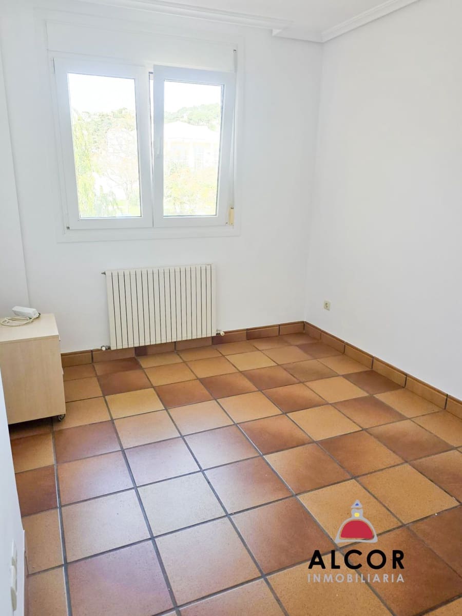 5 soverom Villa til salgs i Vinaros med garasje - € 325 000 (Ref: 9470931)