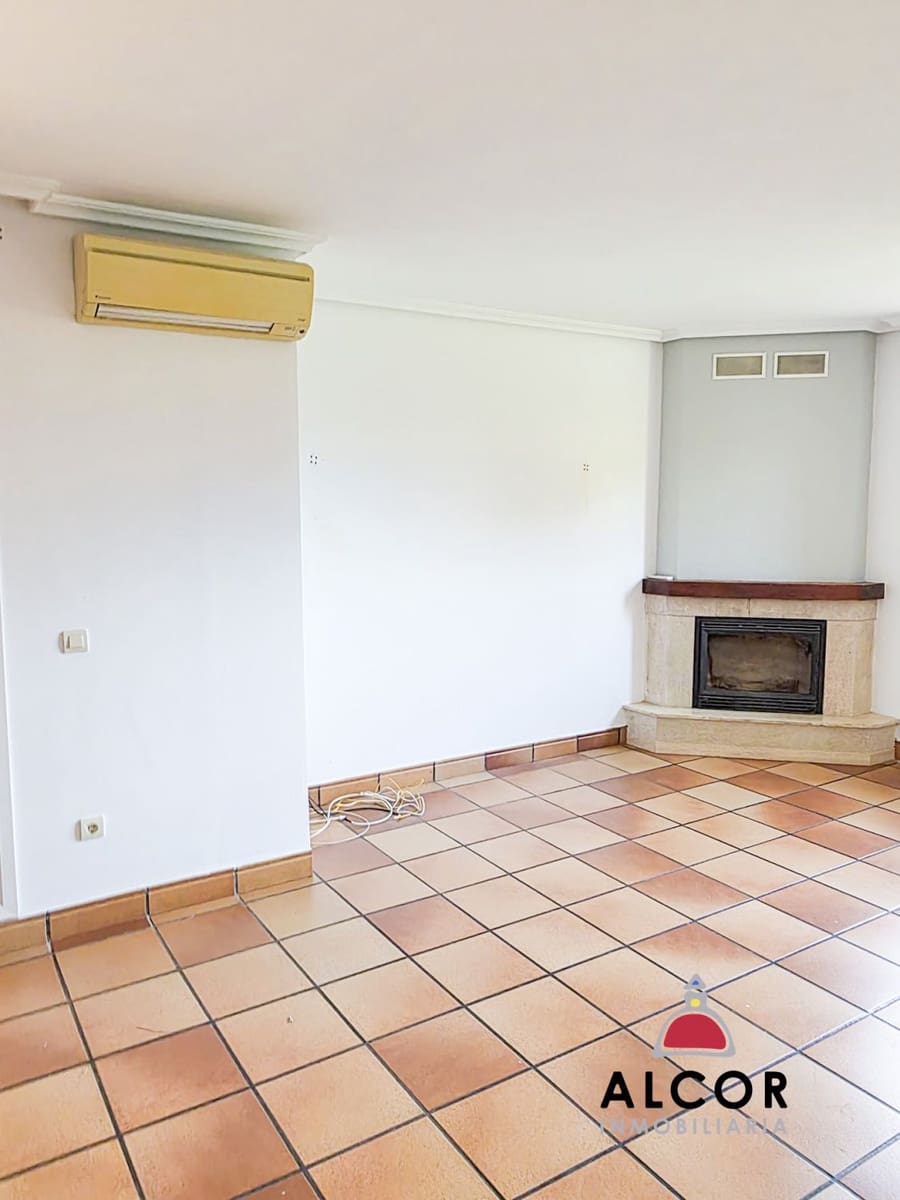 5 soverom Villa til salgs i Vinaros med garasje - € 325 000 (Ref: 9470931)