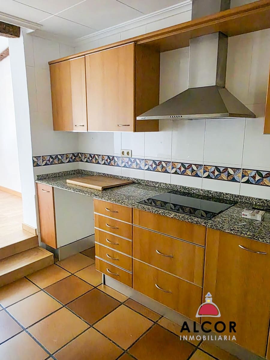 5 soverom Villa til salgs i Vinaros med garasje - € 325 000 (Ref: 9470931)