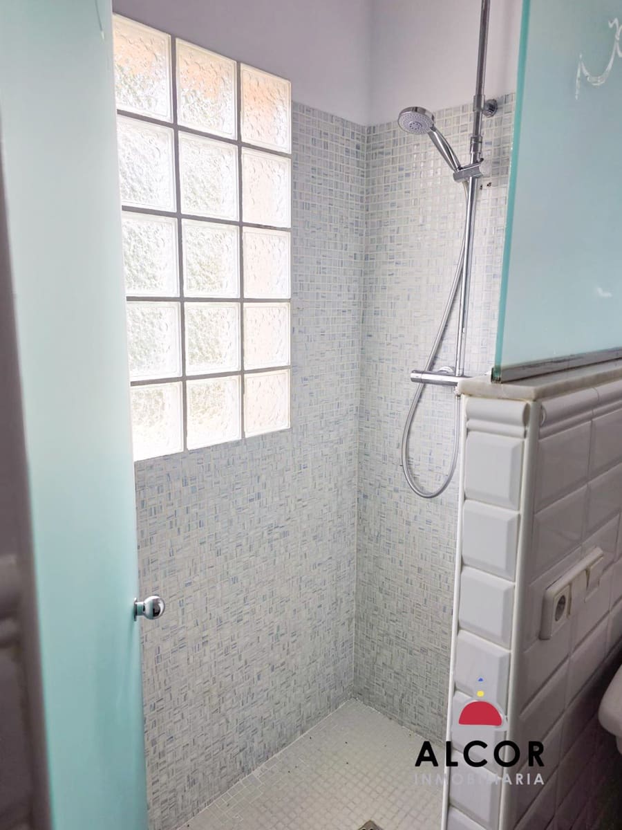 5 soverom Villa til salgs i Vinaros med garasje - € 325 000 (Ref: 9470931)