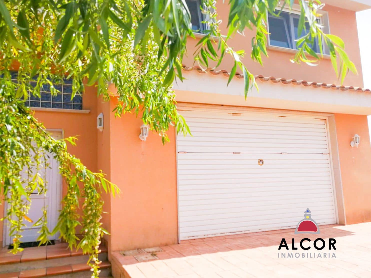 5 soverom Villa til salgs i Vinaros med garasje - € 325 000 (Ref: 9470931)