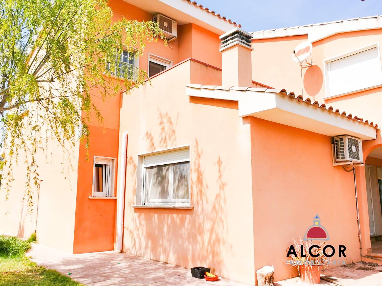 5 soverom Villa til salgs i Vinaros med garasje - € 325 000 (Ref: 9470931)