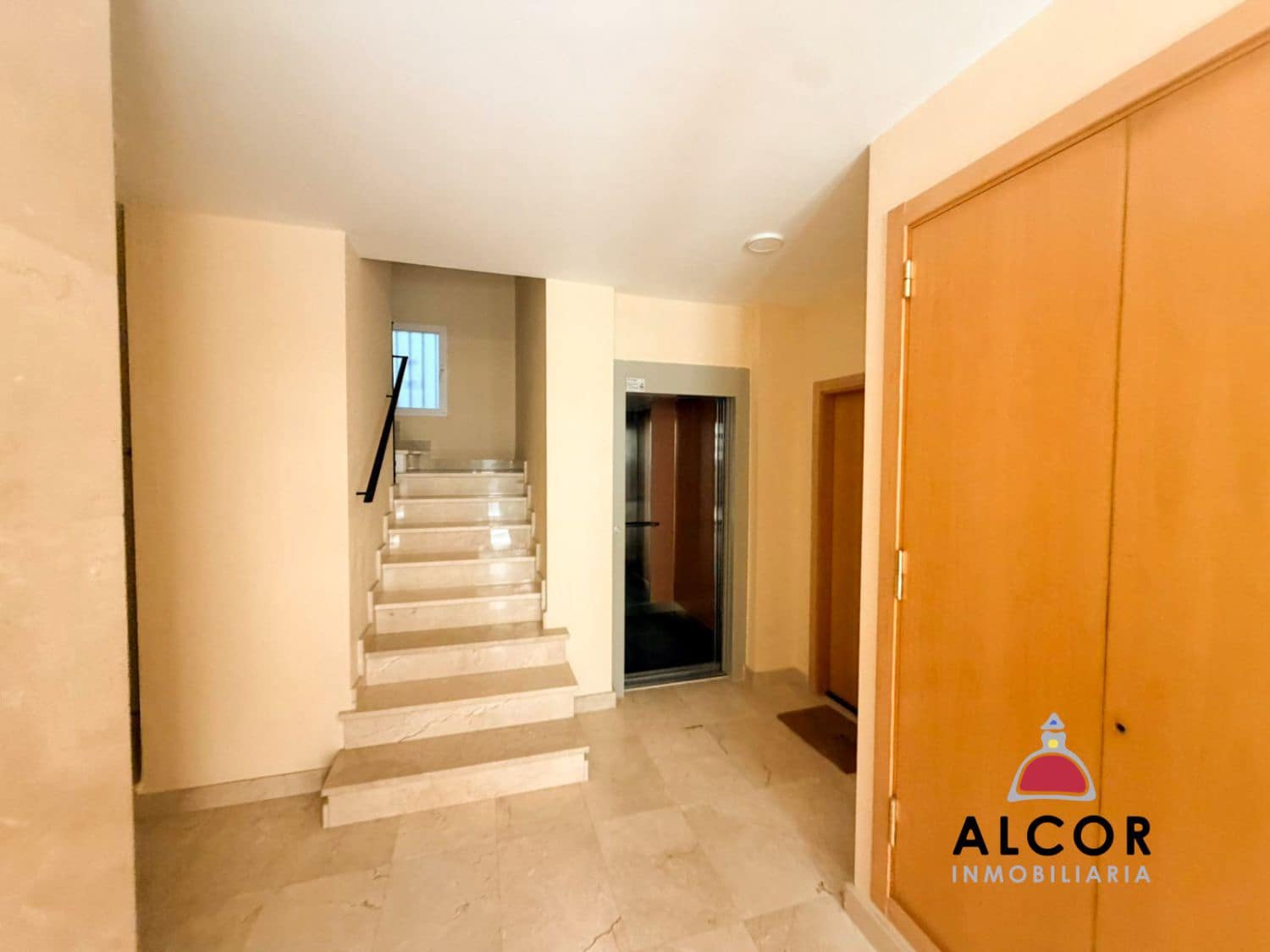 3 bedroom Flat for sale in Sant Jordi - € 100,000 (Ref: 9474756)