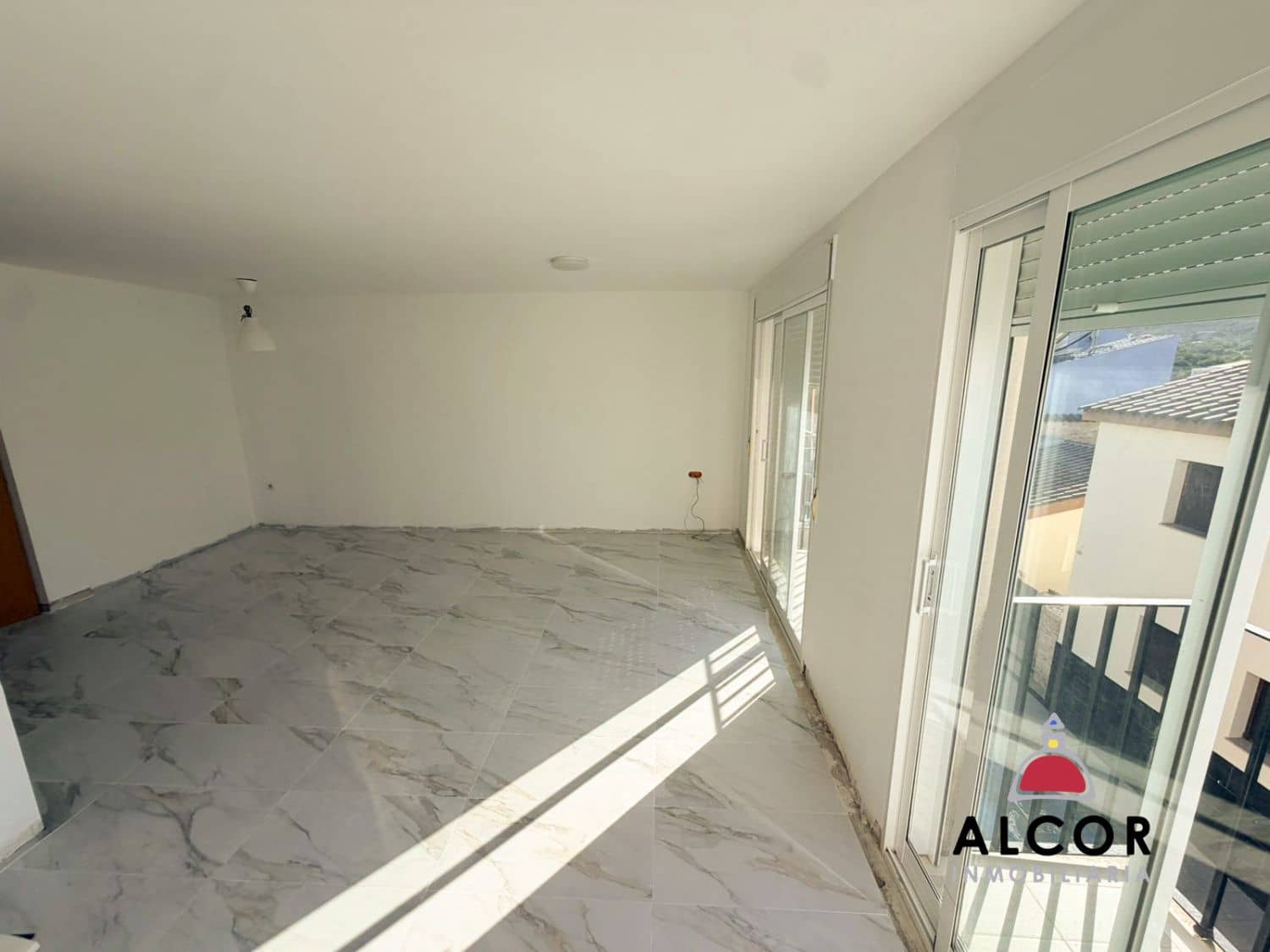 3 bedroom Flat for sale in Sant Jordi - € 100,000 (Ref: 9474756)