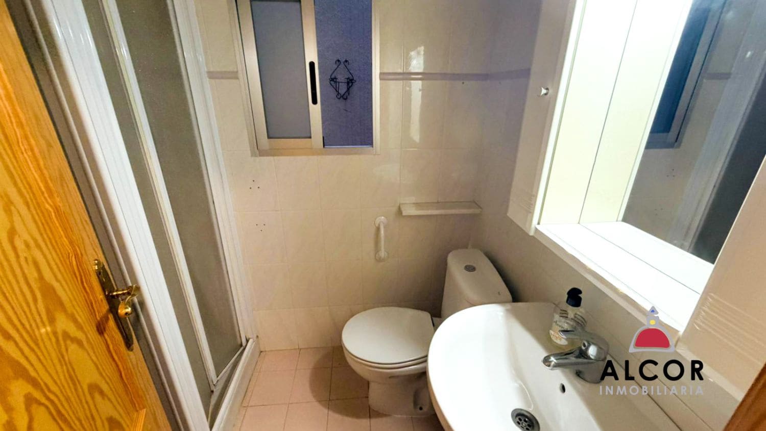 5 bedroom Flat for sale in Benicarlo - € 165,000 (Ref: 9501960)