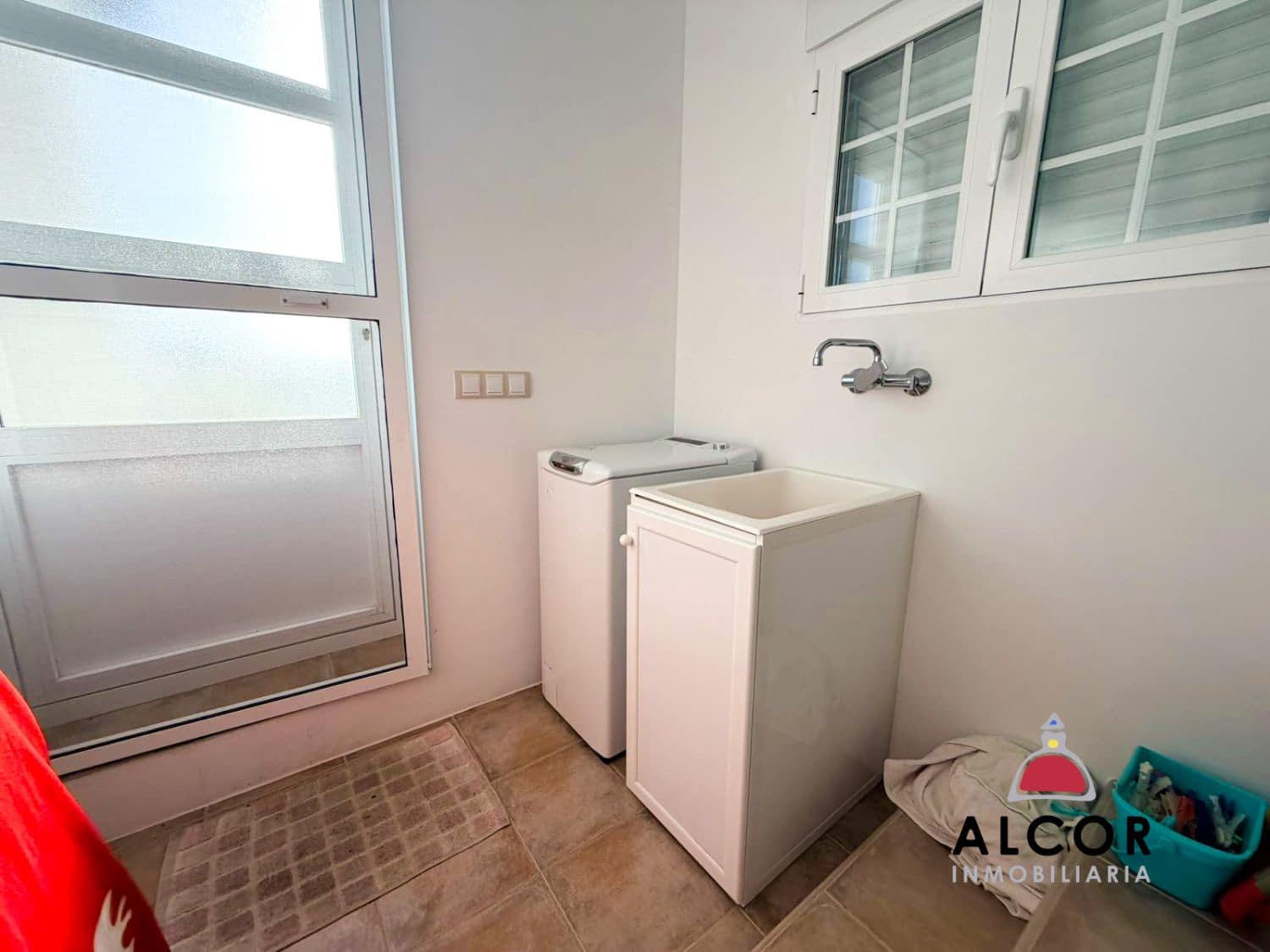 Casa de 3 habitaciones en Torreblanca en venta - 390.000 € (Ref: 9508523)