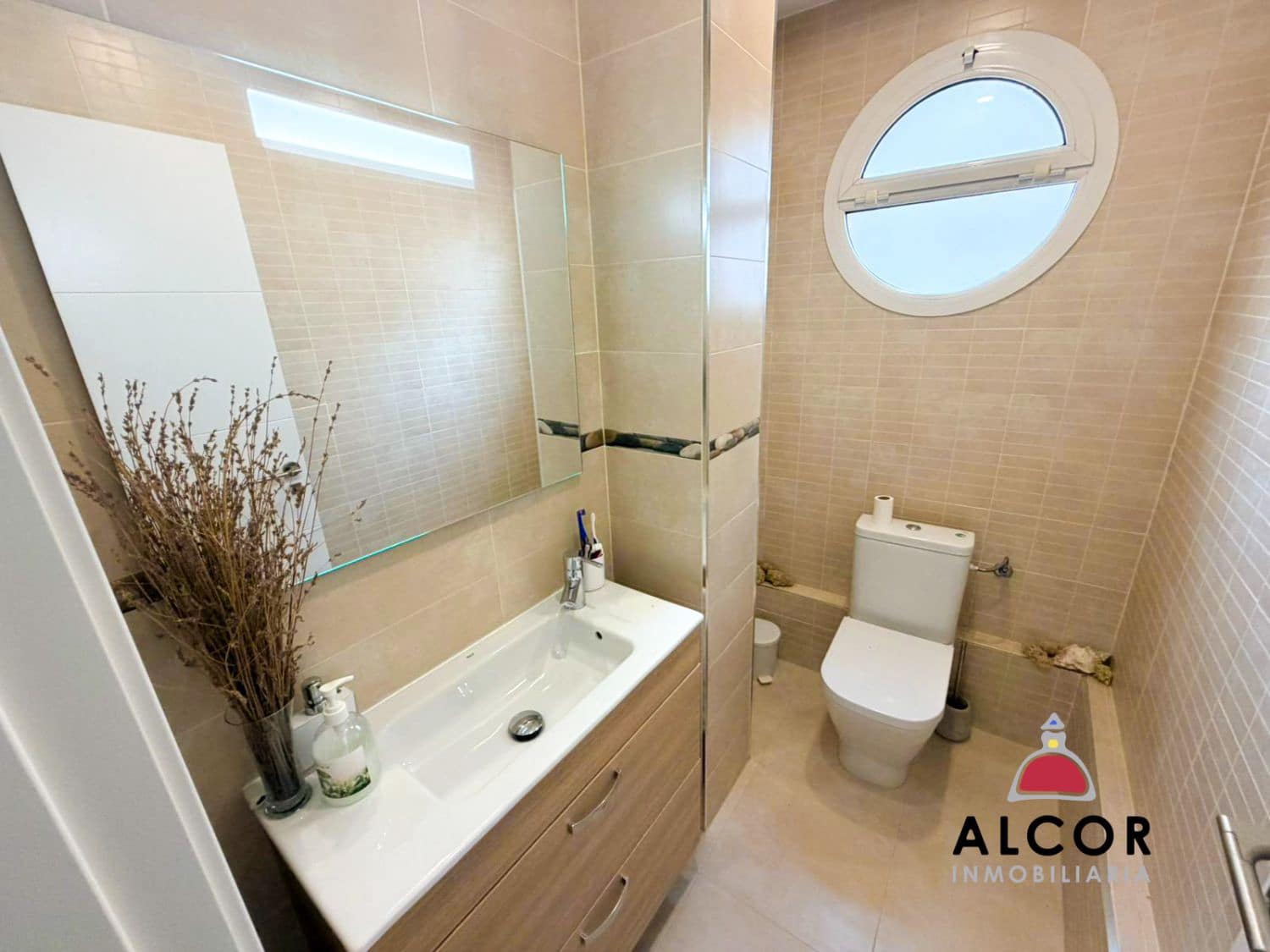 Casa de 3 habitaciones en Torreblanca en venta - 390.000 € (Ref: 9508523)