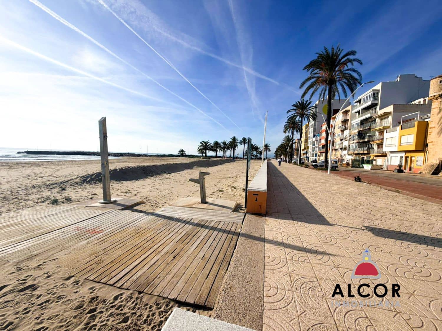 Casa de 3 habitaciones en Torreblanca en venta - 390.000 € (Ref: 9508523)