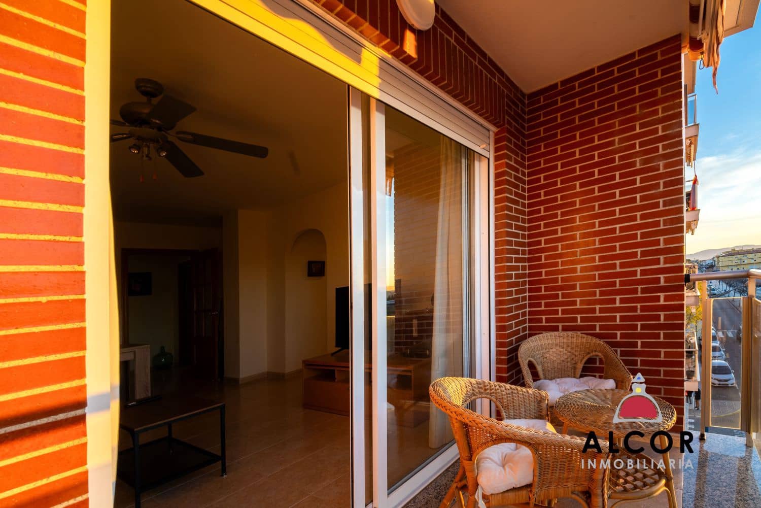 2 slaapkamer Flat te koop in Vinaros met garage - € 190.500 (Ref: 9508524)