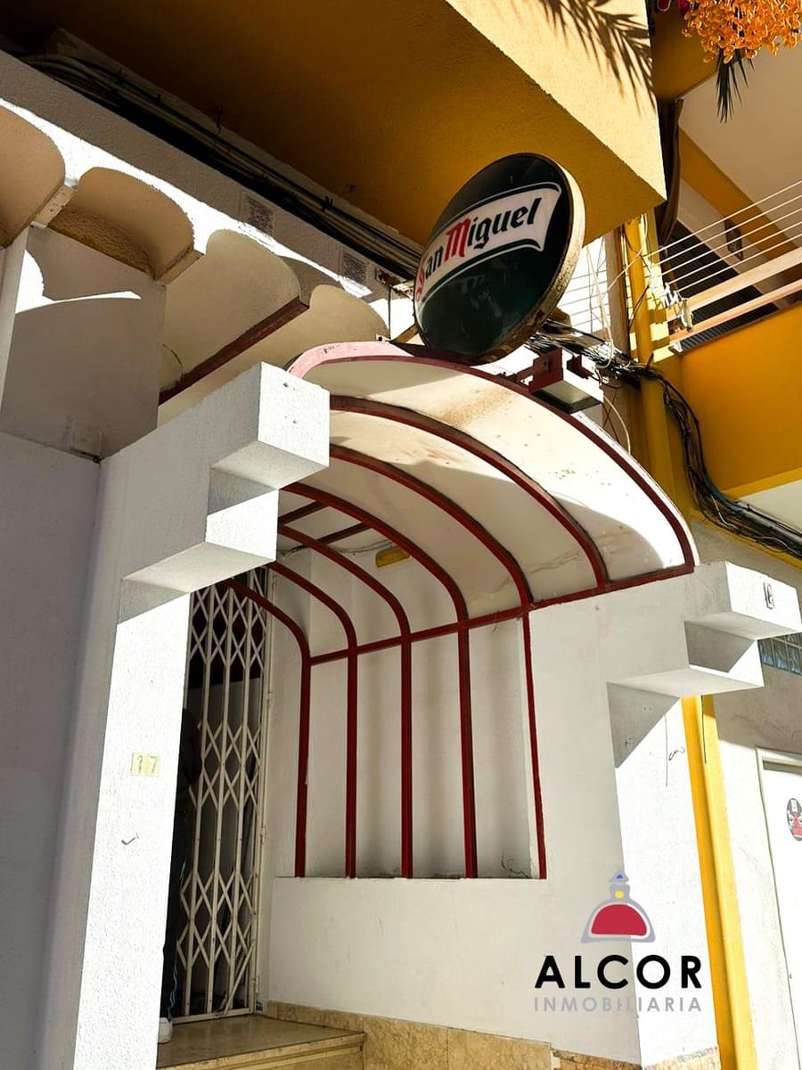 Commercial for sale in Benicarlo - € 155,000 (Ref: 9512067)