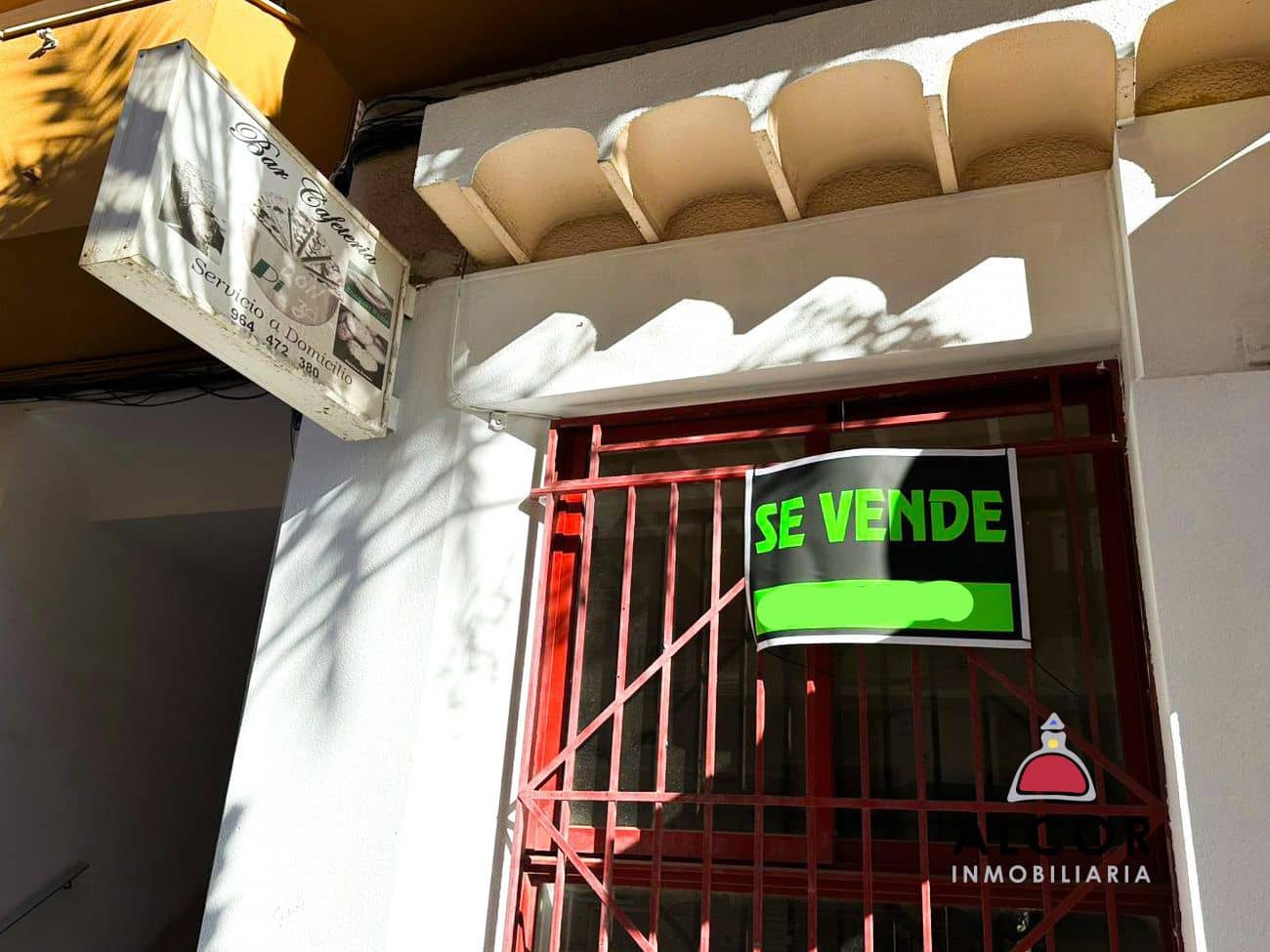 Commercial for sale in Benicarlo - € 155,000 (Ref: 9512067)