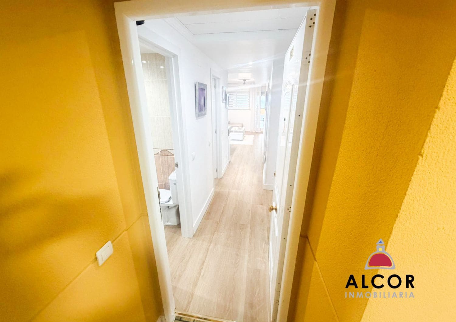 2 slaapkamer Flat te koop in Oropesa  met garage - € 295.000 (Ref: 9540781)