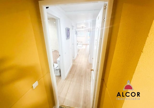 2 slaapkamer Flat te koop in Oropesa  met garage - € 295.000 (Ref: 9540781)