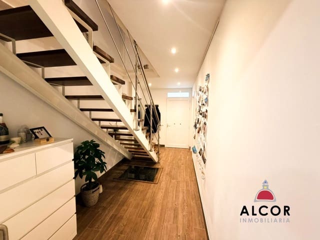 4 makuuhuone Rivitalo myytävänä paikassa Les Cases d'Alcanar, Alcanar mukana 
autotalli - 349 000 € (Ref: 9557765)