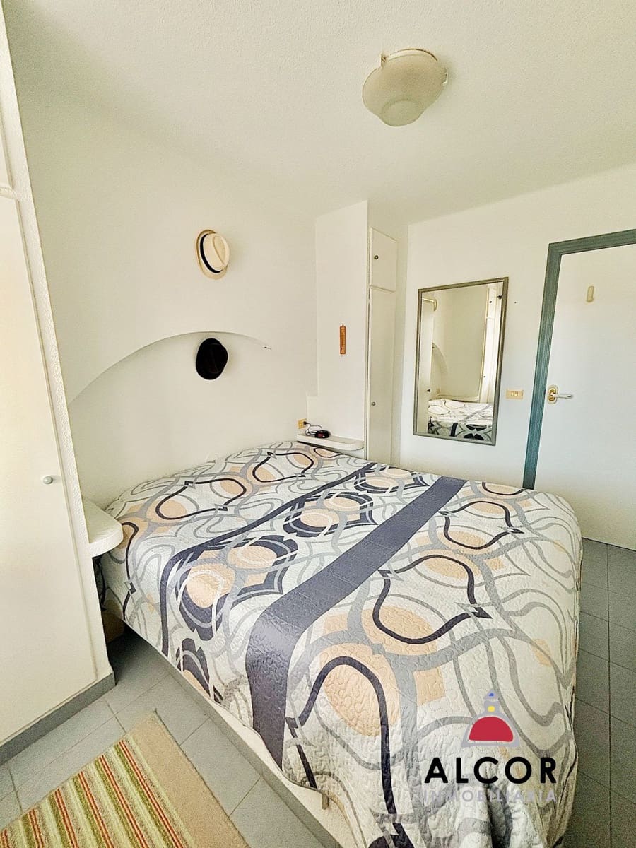 2 sovrum Lägenhet till salu i Oropesa  - 170 000 € (Ref: 9585967)