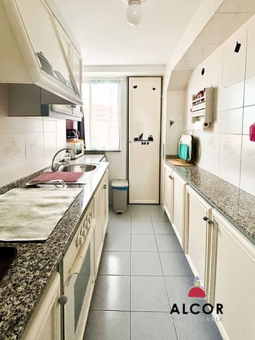 2 makuuhuone Asunto myytävänä paikassa Oropesa  - 170 000 € (Ref: 9585967)