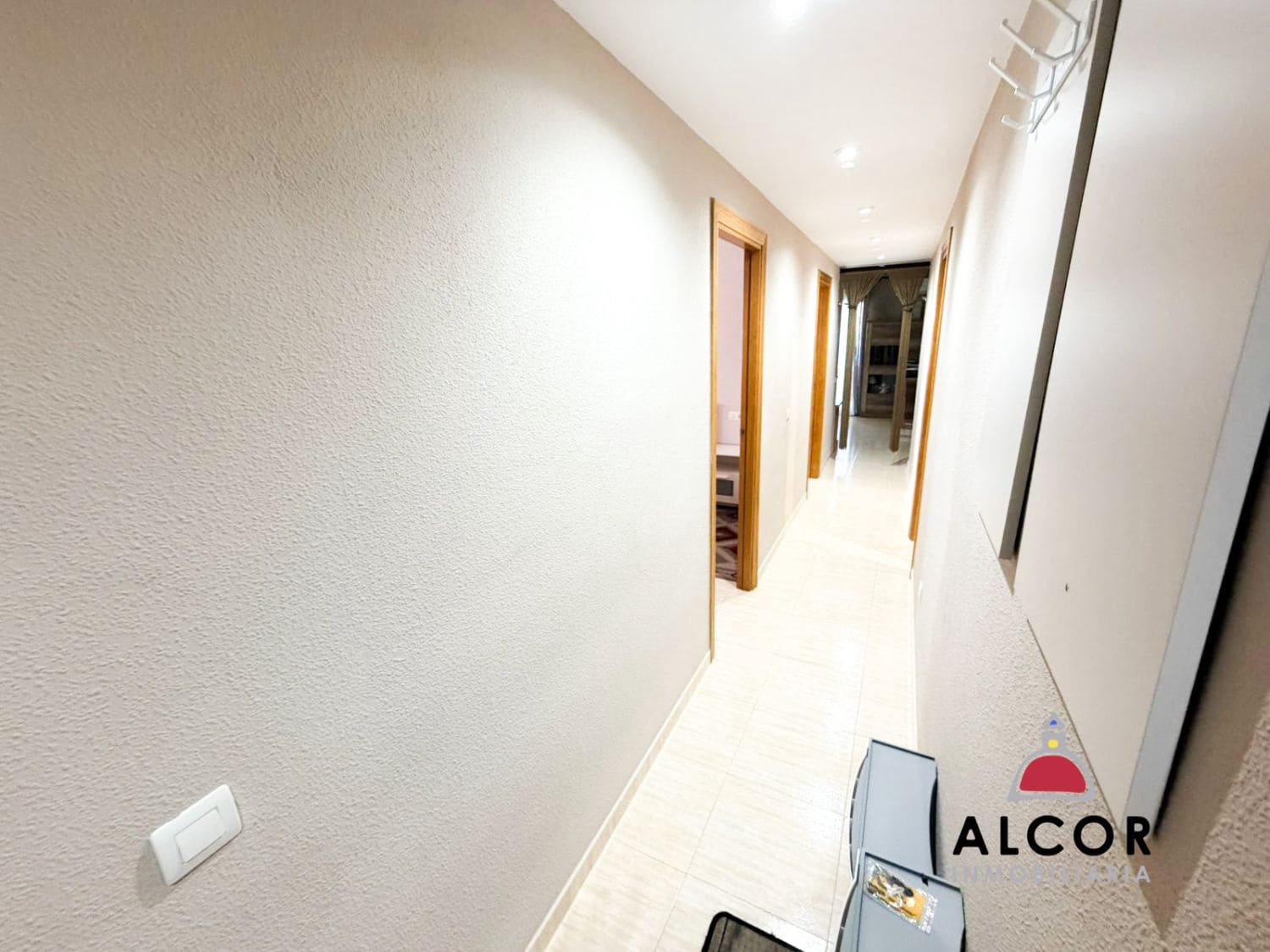 2 makuuhuone Asunto myytävänä paikassa Oropesa  mukana 
autotalli - 217 000 € (Ref: 9590838)