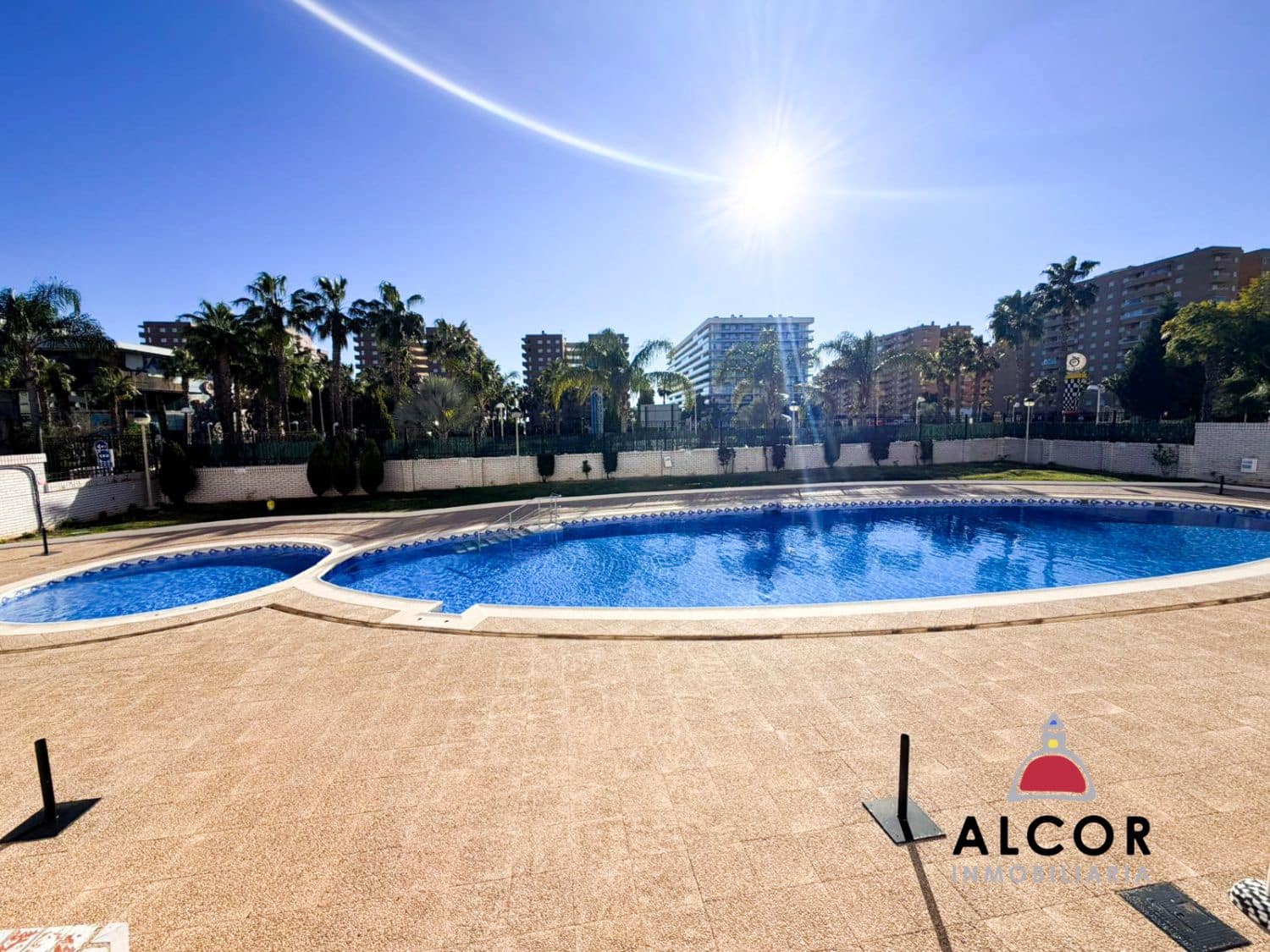 2 makuuhuone Asunto myytävänä paikassa Oropesa  mukana 
autotalli - 217 000 € (Ref: 9590838)