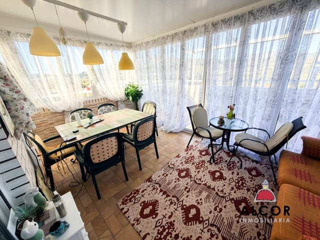 2 makuuhuone Asunto myytävänä paikassa Oropesa  mukana 
autotalli - 217 000 € (Ref: 9590838)