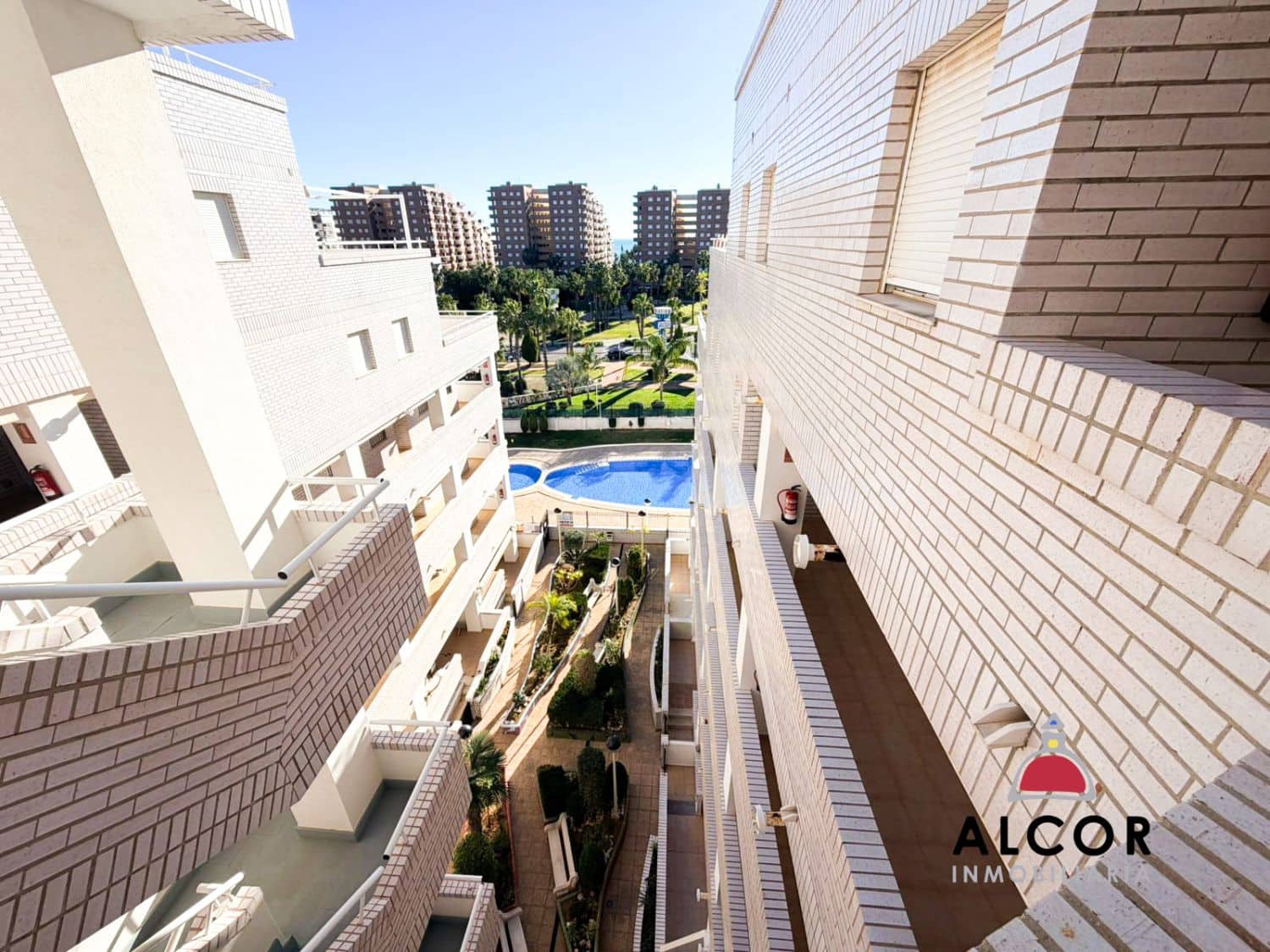 2 makuuhuone Asunto myytävänä paikassa Oropesa  mukana 
autotalli - 217 000 € (Ref: 9590838)